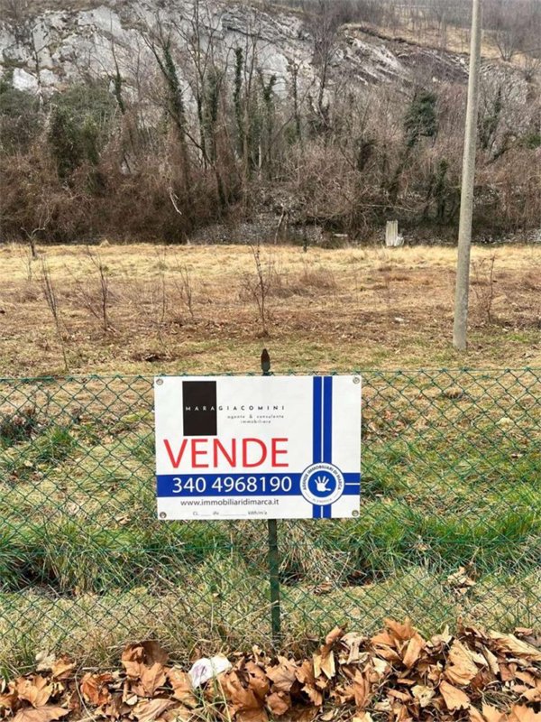 terreno edificabile in vendita a Vittorio Veneto