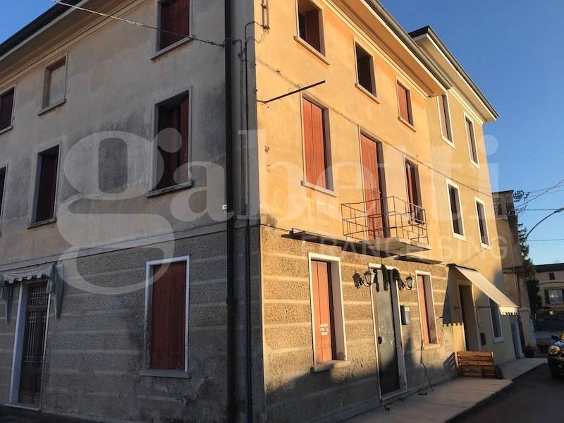ufficio in vendita a Vittorio Veneto