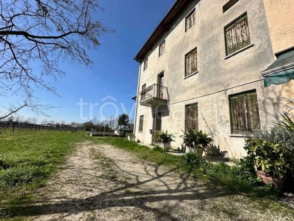 casa indipendente in vendita a Vittorio Veneto