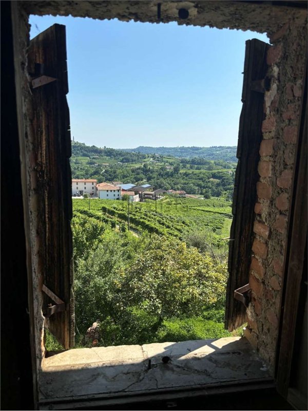 casale in vendita a Vittorio Veneto