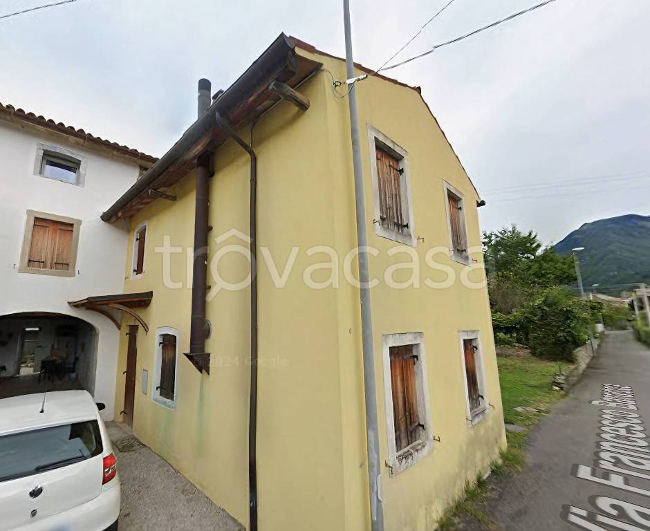 casa indipendente in vendita a Vittorio Veneto