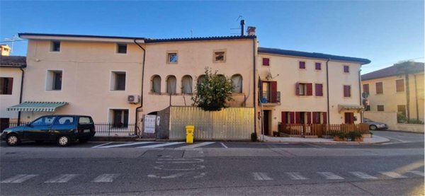 casa indipendente in vendita a Vittorio Veneto