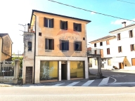 casa indipendente in vendita a Vittorio Veneto