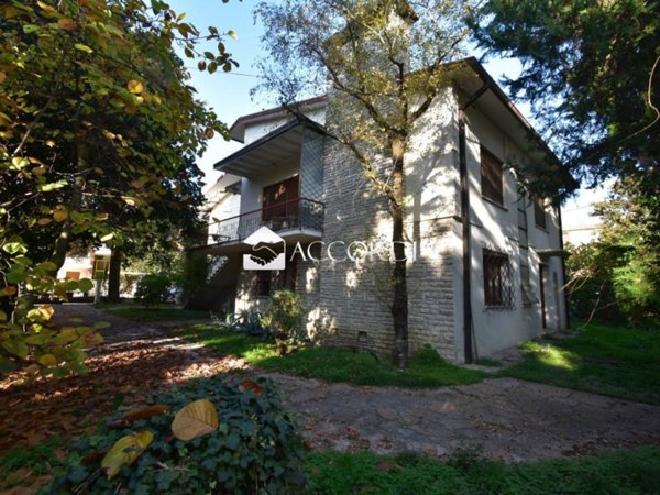 casa indipendente in vendita a Vittorio Veneto