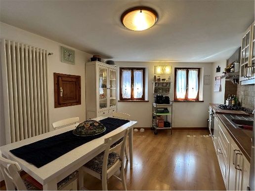 casa indipendente in vendita a Vittorio Veneto