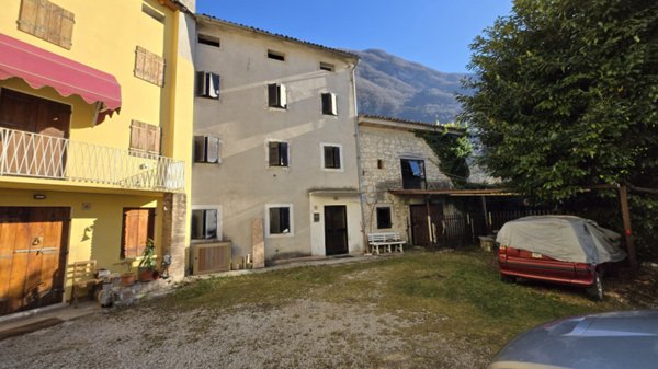 casa semindipendente in vendita a Vittorio Veneto