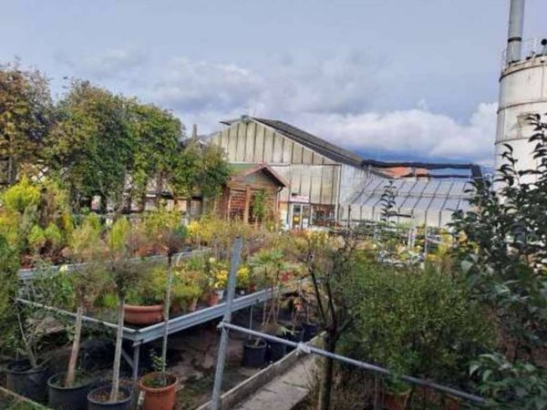 locale commerciale in vendita a Vittorio Veneto