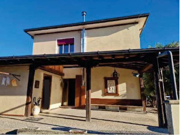 casa indipendente in vendita a Vittorio Veneto