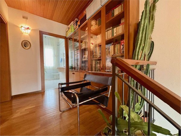 casa indipendente in vendita a Vittorio Veneto