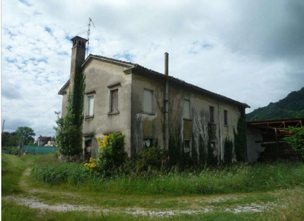 casa indipendente in vendita a Vittorio Veneto