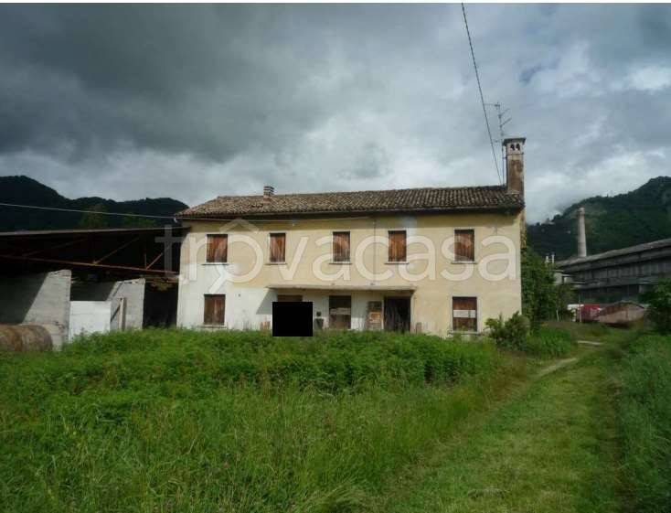 casa indipendente in vendita a Vittorio Veneto