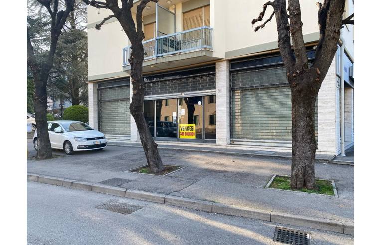 negozio in vendita a Vittorio Veneto