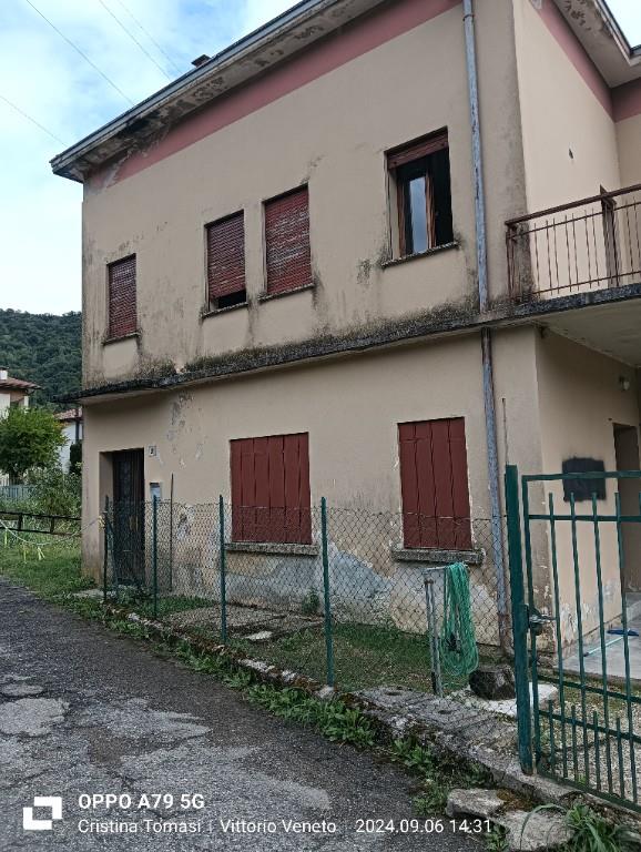casa indipendente in vendita a Vittorio Veneto