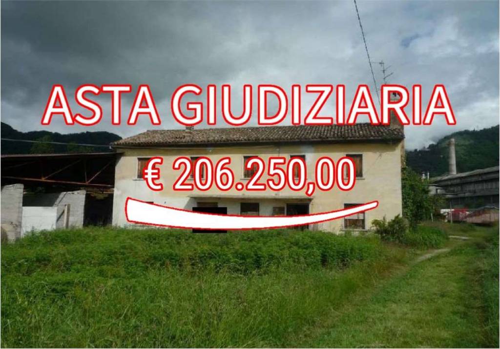 casa indipendente in vendita a Vittorio Veneto