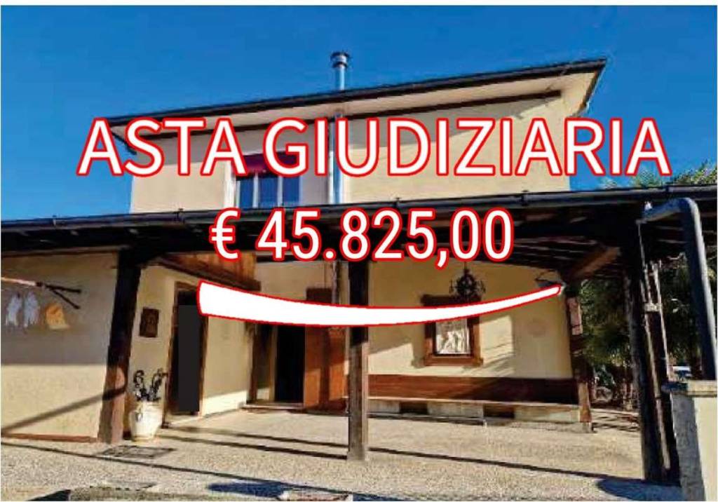 casa indipendente in vendita a Vittorio Veneto