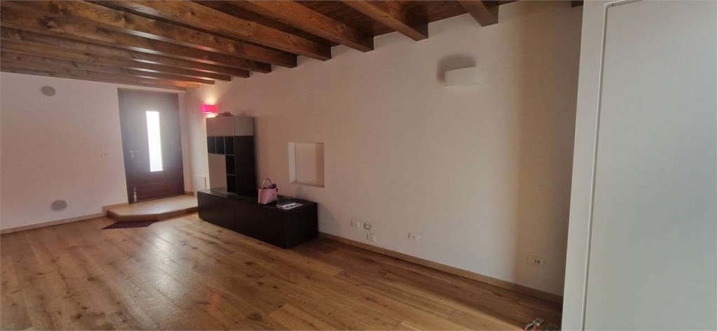 casa indipendente in vendita a Vittorio Veneto