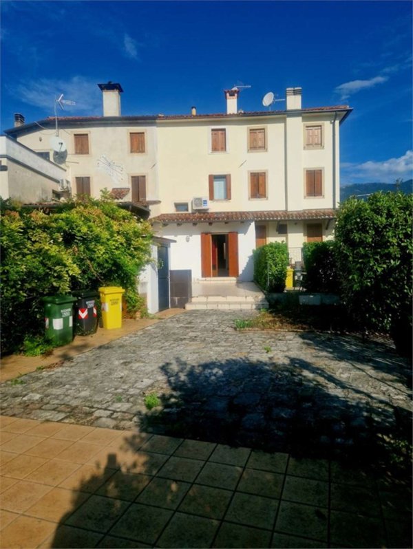 casa indipendente in vendita a Vittorio Veneto
