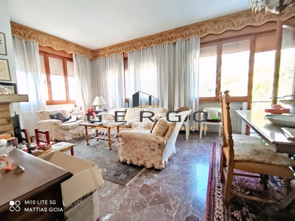 casa indipendente in vendita a Vittorio Veneto