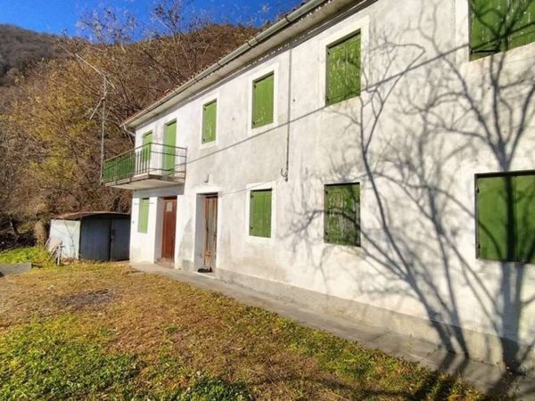 casa indipendente in vendita a Vittorio Veneto