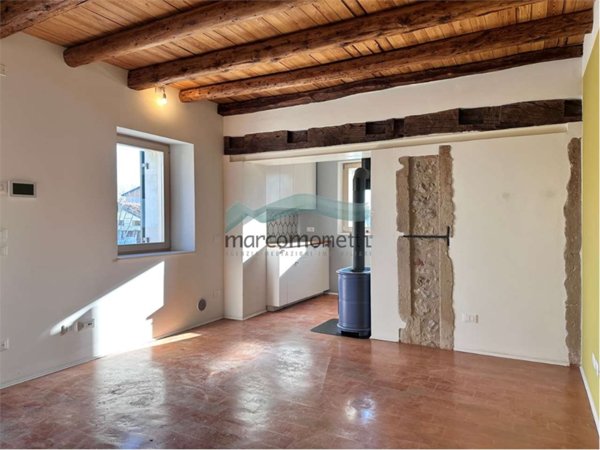casa indipendente in vendita a Vittorio Veneto