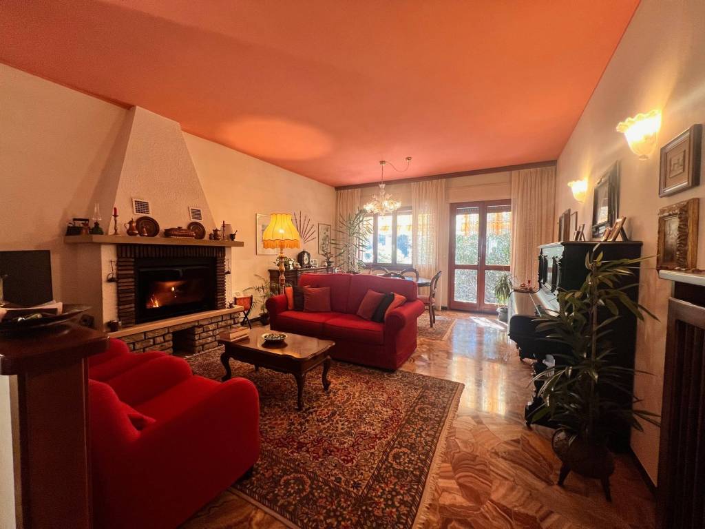casa indipendente in vendita a Vittorio Veneto