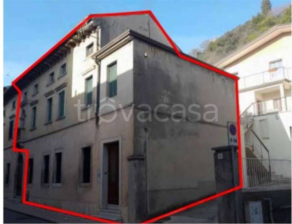 casa indipendente in vendita a Vittorio Veneto