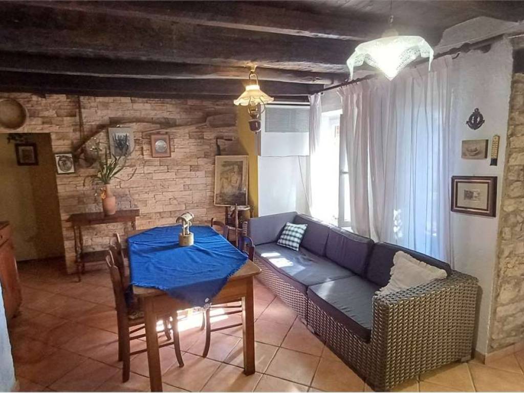 casa indipendente in vendita a Vittorio Veneto
