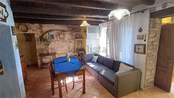 casa indipendente in vendita a Vittorio Veneto