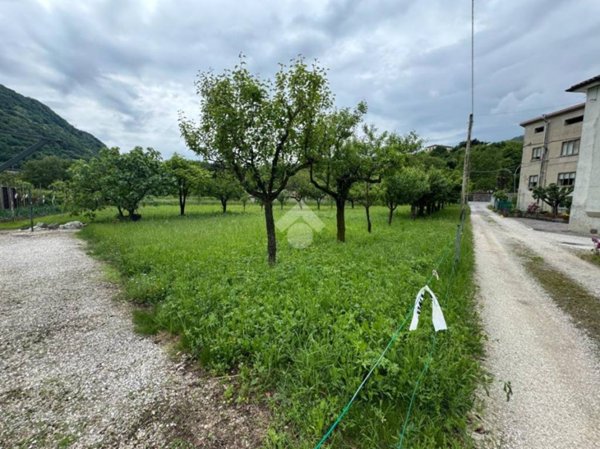 terreno edificabile in vendita a Vittorio Veneto