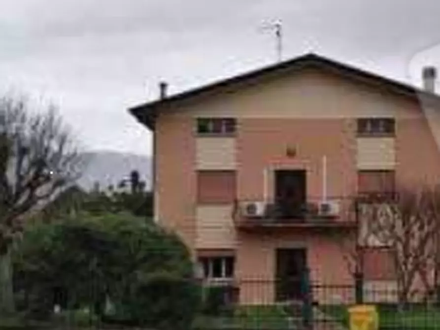 casa indipendente in vendita a Vittorio Veneto