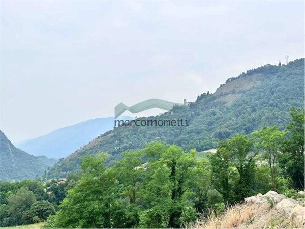 casa indipendente in vendita a Vittorio Veneto