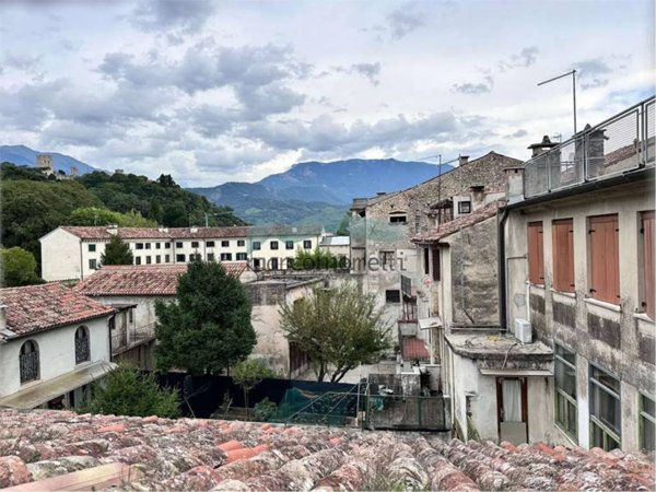casa indipendente in vendita a Vittorio Veneto