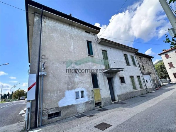 casa indipendente in vendita a Vittorio Veneto