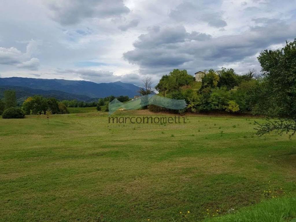 terreno edificabile in vendita a Vittorio Veneto