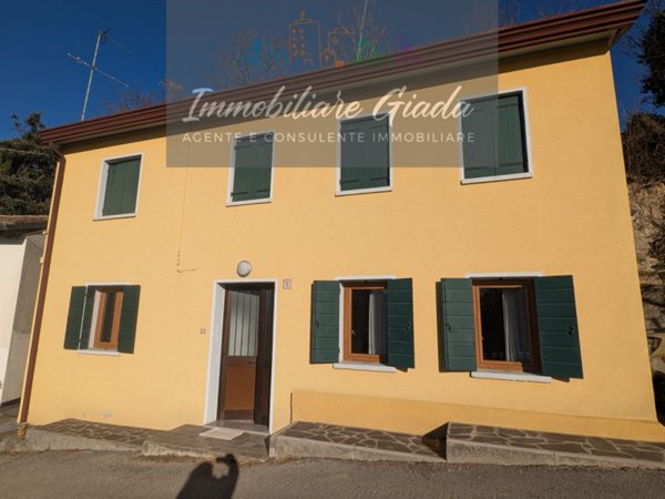 casa indipendente in vendita a Vittorio Veneto