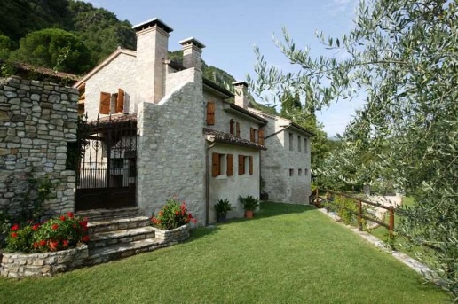 casa indipendente in vendita a Vittorio Veneto