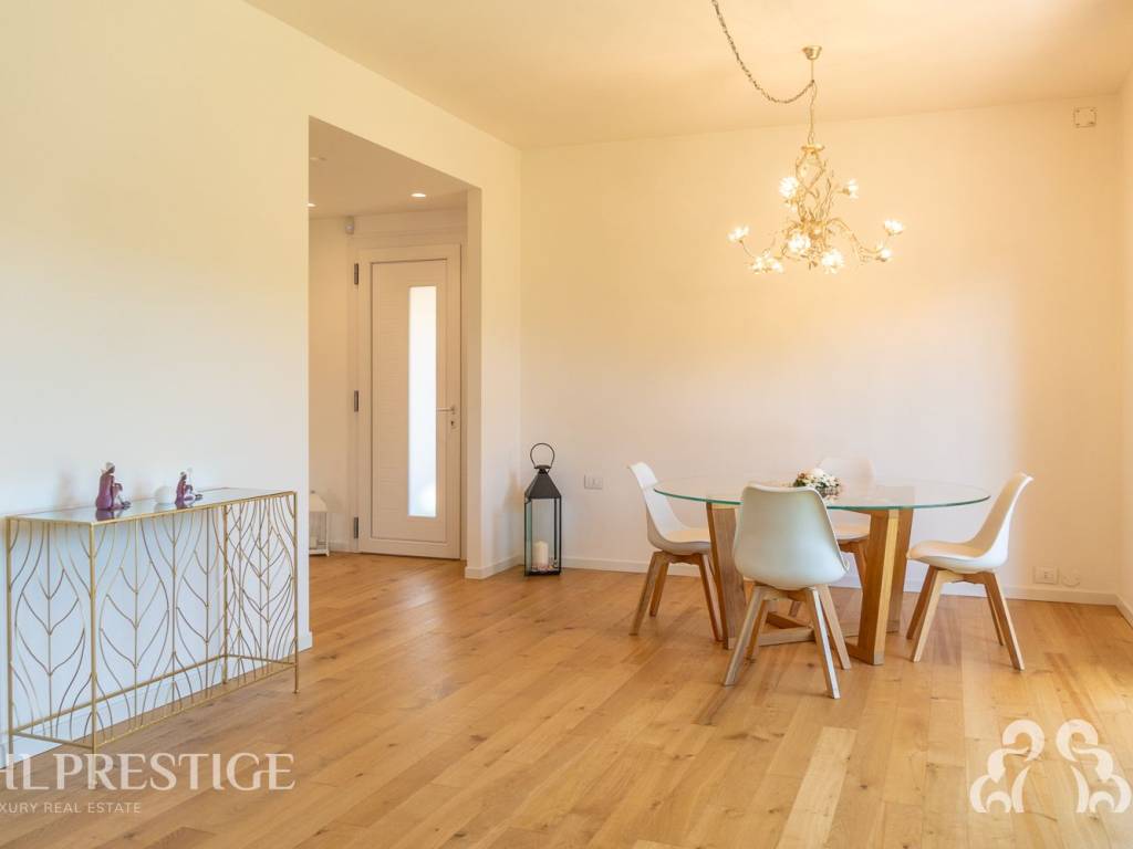 casa indipendente in vendita a Vittorio Veneto