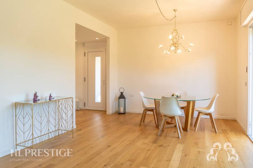 casa indipendente in vendita a Vittorio Veneto