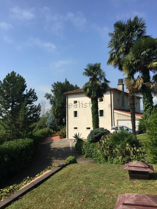casa indipendente in vendita a Vittorio Veneto