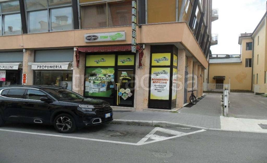 negozio in vendita a Vittorio Veneto