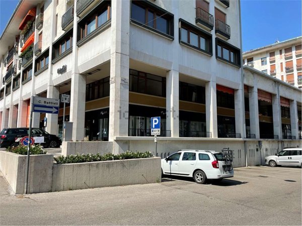 ufficio in vendita a Vittorio Veneto