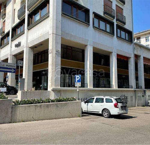 ufficio in vendita a Vittorio Veneto