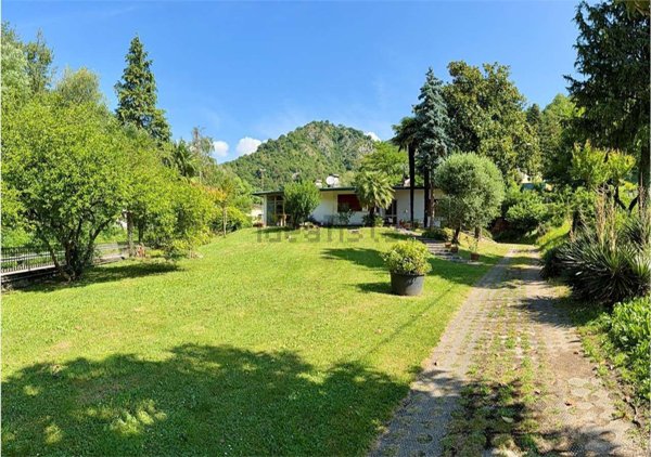 casa indipendente in vendita a Vittorio Veneto