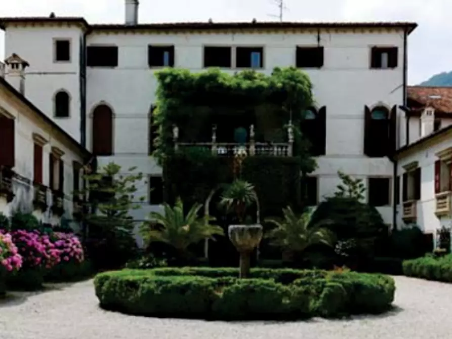 casa indipendente in vendita a Vittorio Veneto