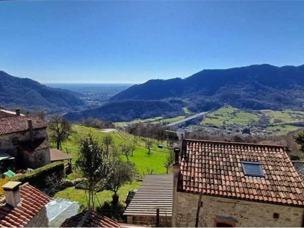 casa indipendente in vendita a Vittorio Veneto