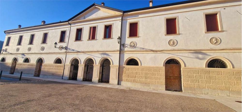 negozio in vendita a Vittorio Veneto