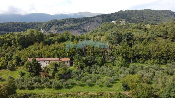 casa indipendente in vendita a Vittorio Veneto