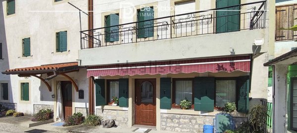 casa indipendente in vendita a Vittorio Veneto
