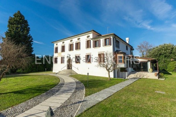 casa indipendente in vendita a Vittorio Veneto