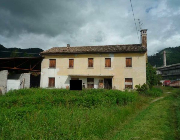 casa indipendente in vendita a Vittorio Veneto